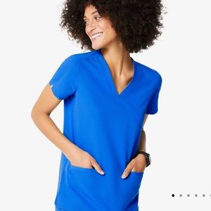 Casma  Scrub Top + Yola Skinny Scrub Pants